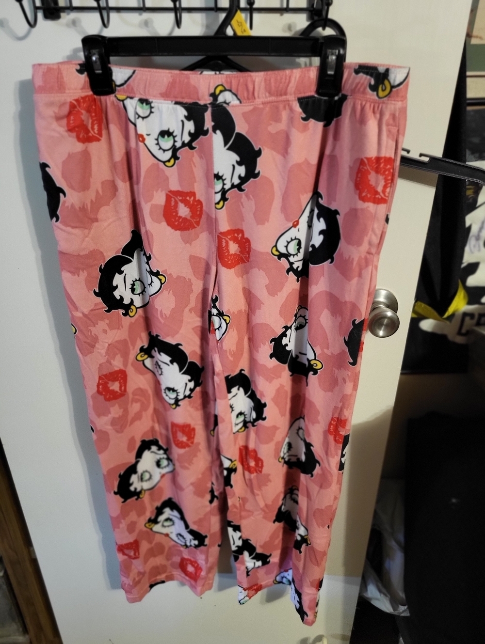 NWOT WOMANS BETTY BOOP PAJAMA PANTS SZ L